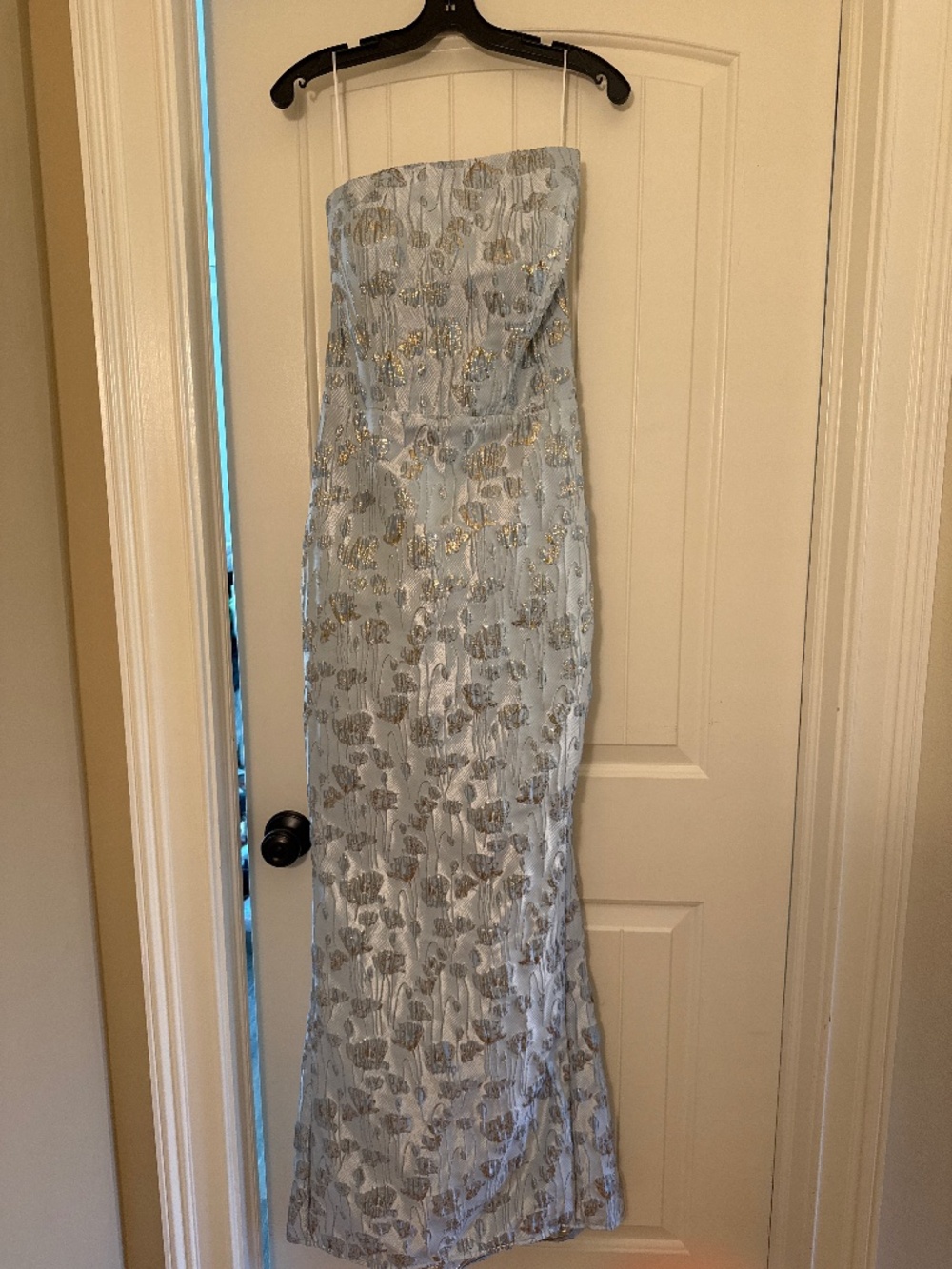 Nicole Bakti size 8 formal dress